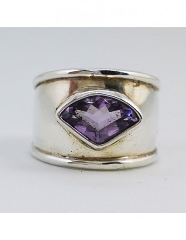 Amethyst Quartz Ring