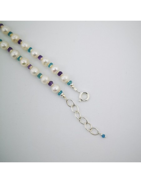 Collar con Colgante de Perla, Amatista, Apatito y Topacio Azul
