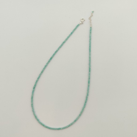 Natural Gems Necklace of the "Mini Lineas" Collection